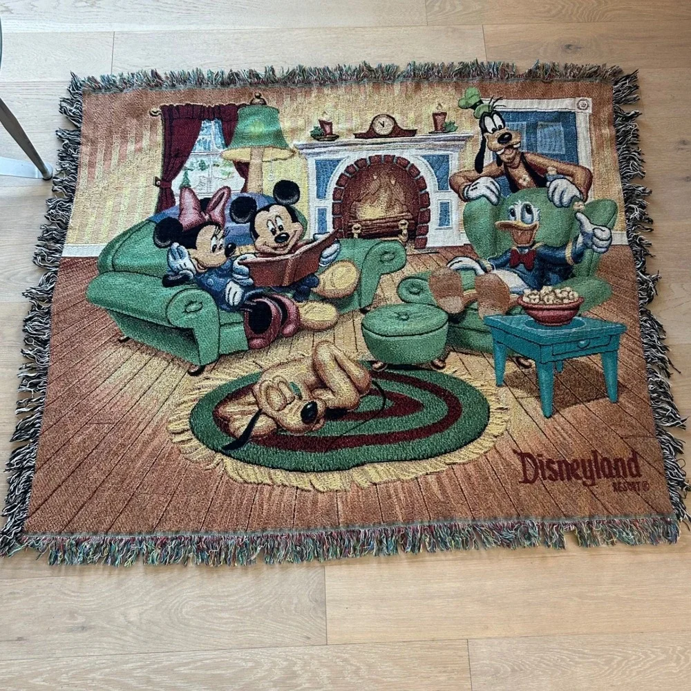 Disneyland Resort Woven Tapestry Throw Blanket Mickey Minnie Donald Goofy Pluto